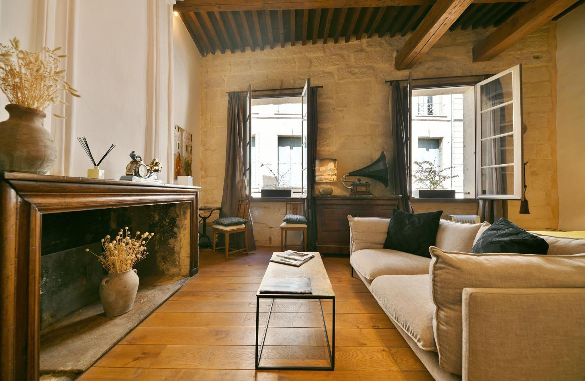 "La Suite" 3 Etoiles Uzès Buitenkant foto