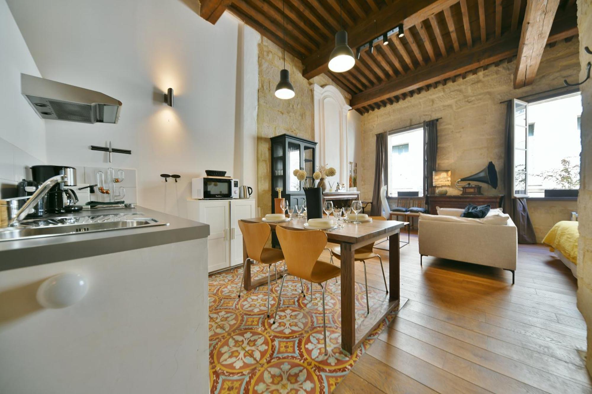 "La Suite" 3 Etoiles Uzès Buitenkant foto